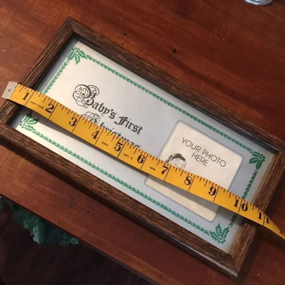 New VTG Christmas Frame Holds 3”X3” Photo